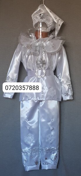 Costume de carnaval pentru copii intre 3 si 14 ani